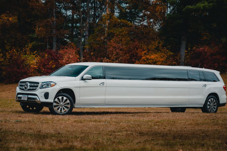 Luxurious Mercedes Benz Gls Limousine Rentals In Boston 